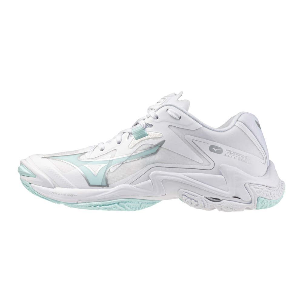 Mizuno wave Lightning z8 