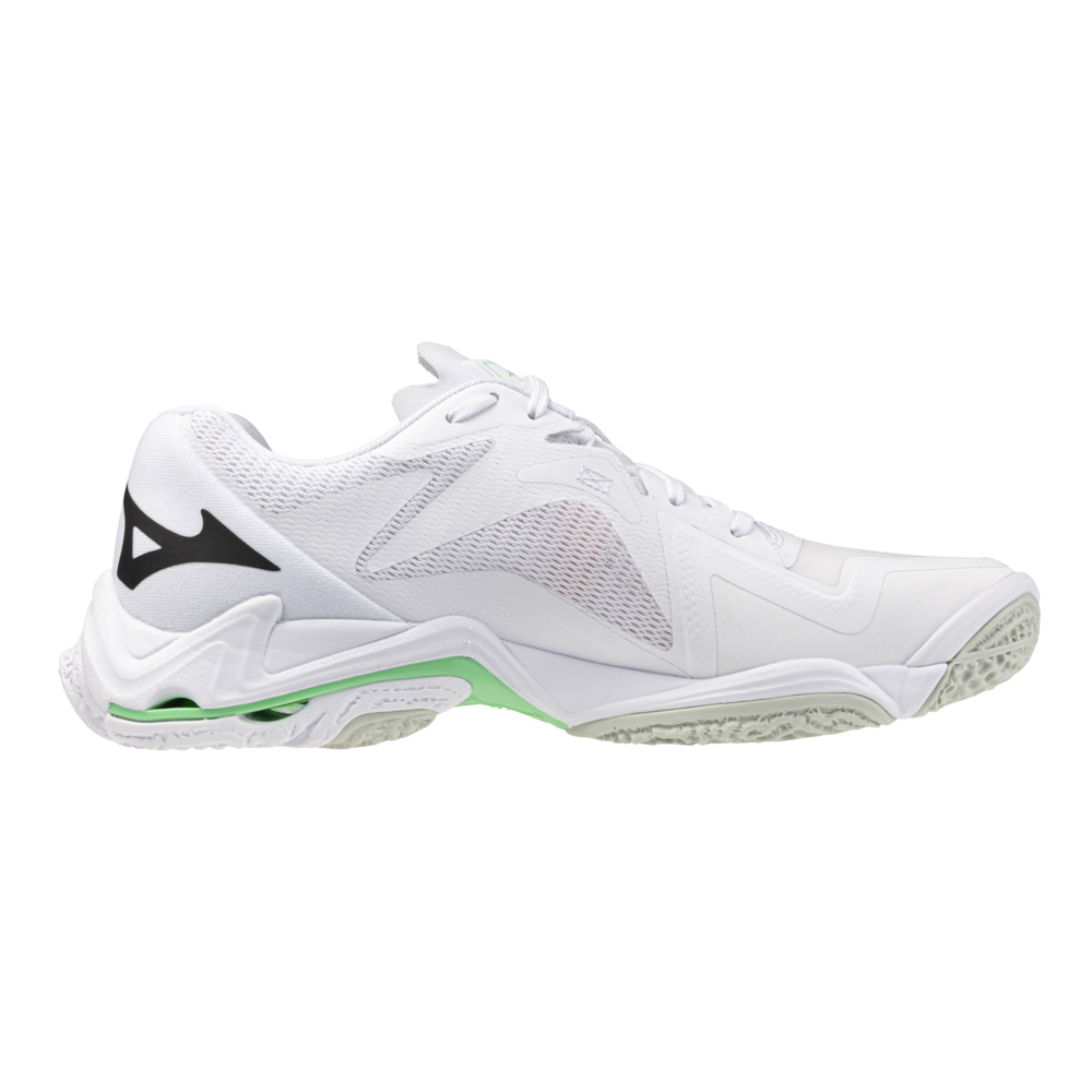 Mizuno wave Lightning z8 
