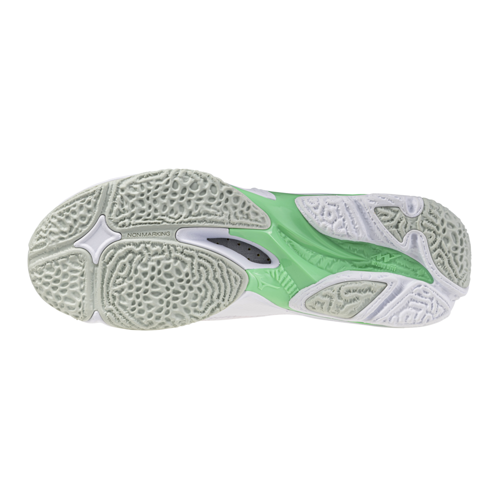 Mizuno wave Lightning z8 