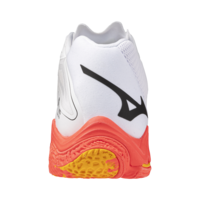 Mizuno wave Lightning z8 