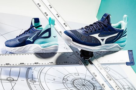 Mizuno Wave Luminous | Women