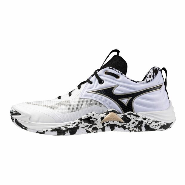 Mizuno wave Momentum Elite