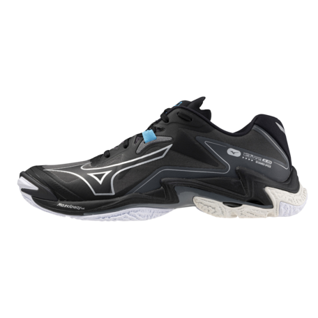 Mizuno wave Lightning z8